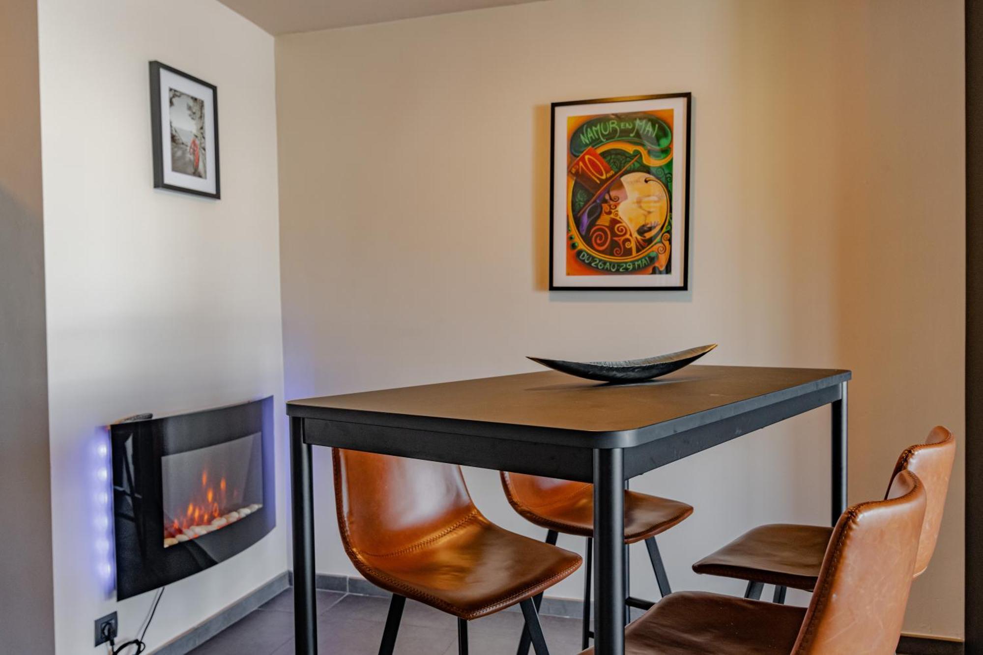 Les Figuiers - Appartement 2 Chambres Avec Sauna A Andenne Exterior photo